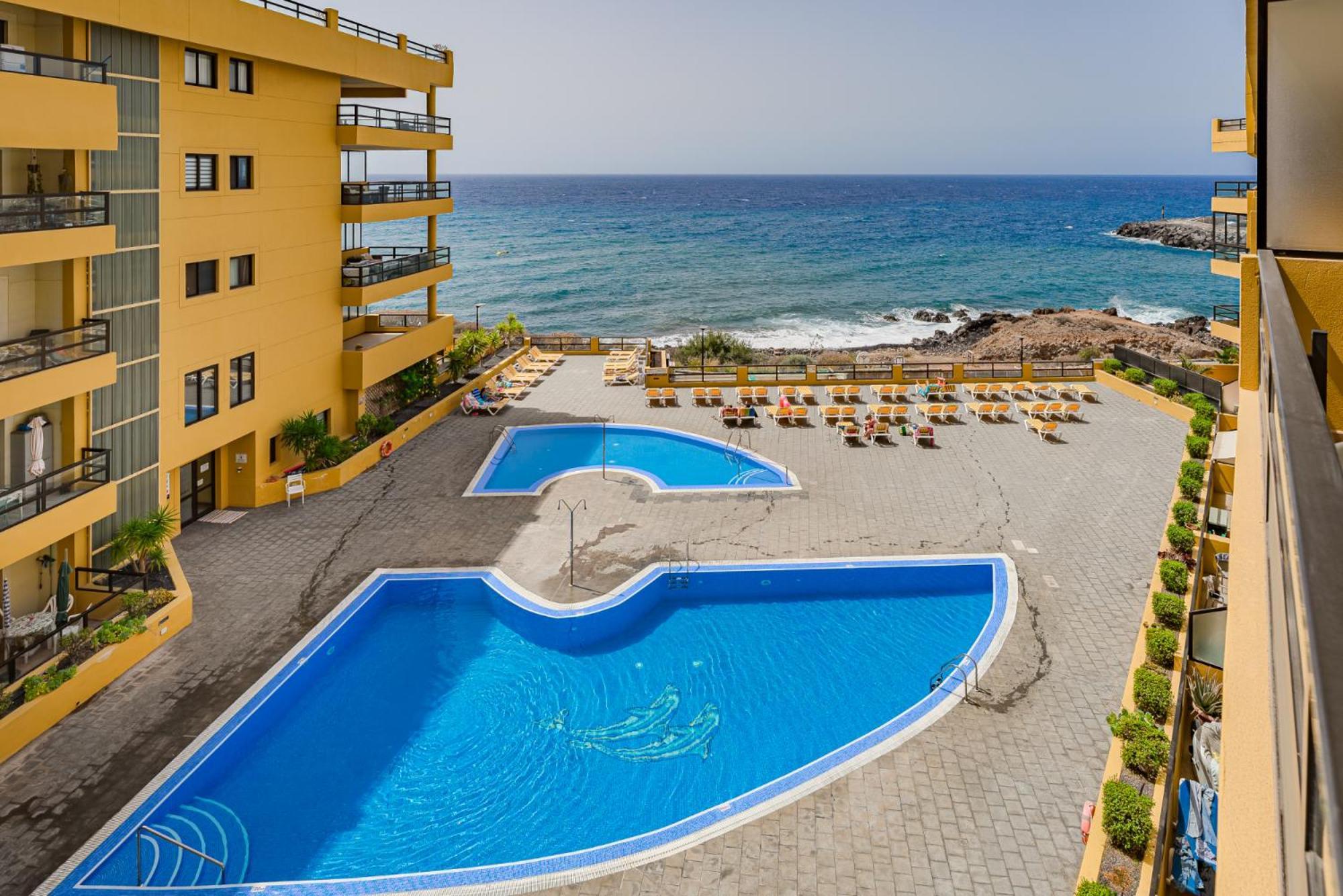 Edificio Agua Marina Panoramic View Apartments On First Line San Miguel de Abona Exterior foto