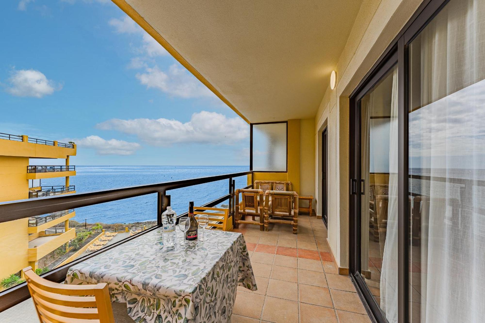 Edificio Agua Marina Panoramic View Apartments On First Line San Miguel de Abona Exterior foto